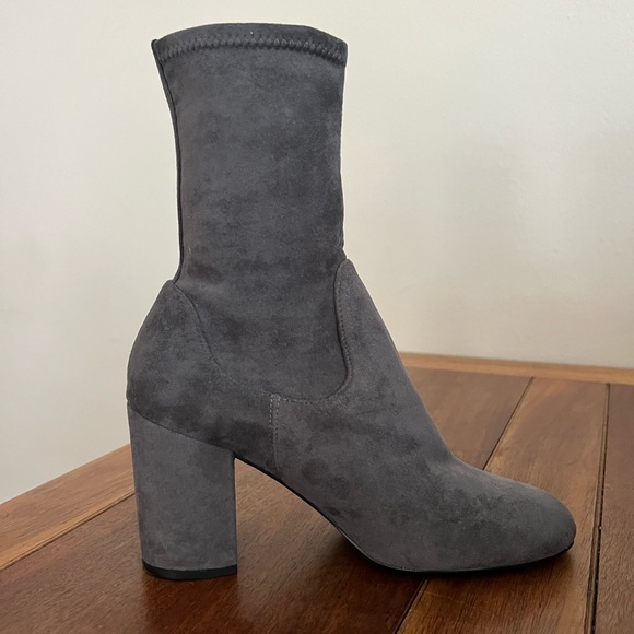 Halogen - Grey Suede Sock Booties - Size 8 - Picture 1 of 8